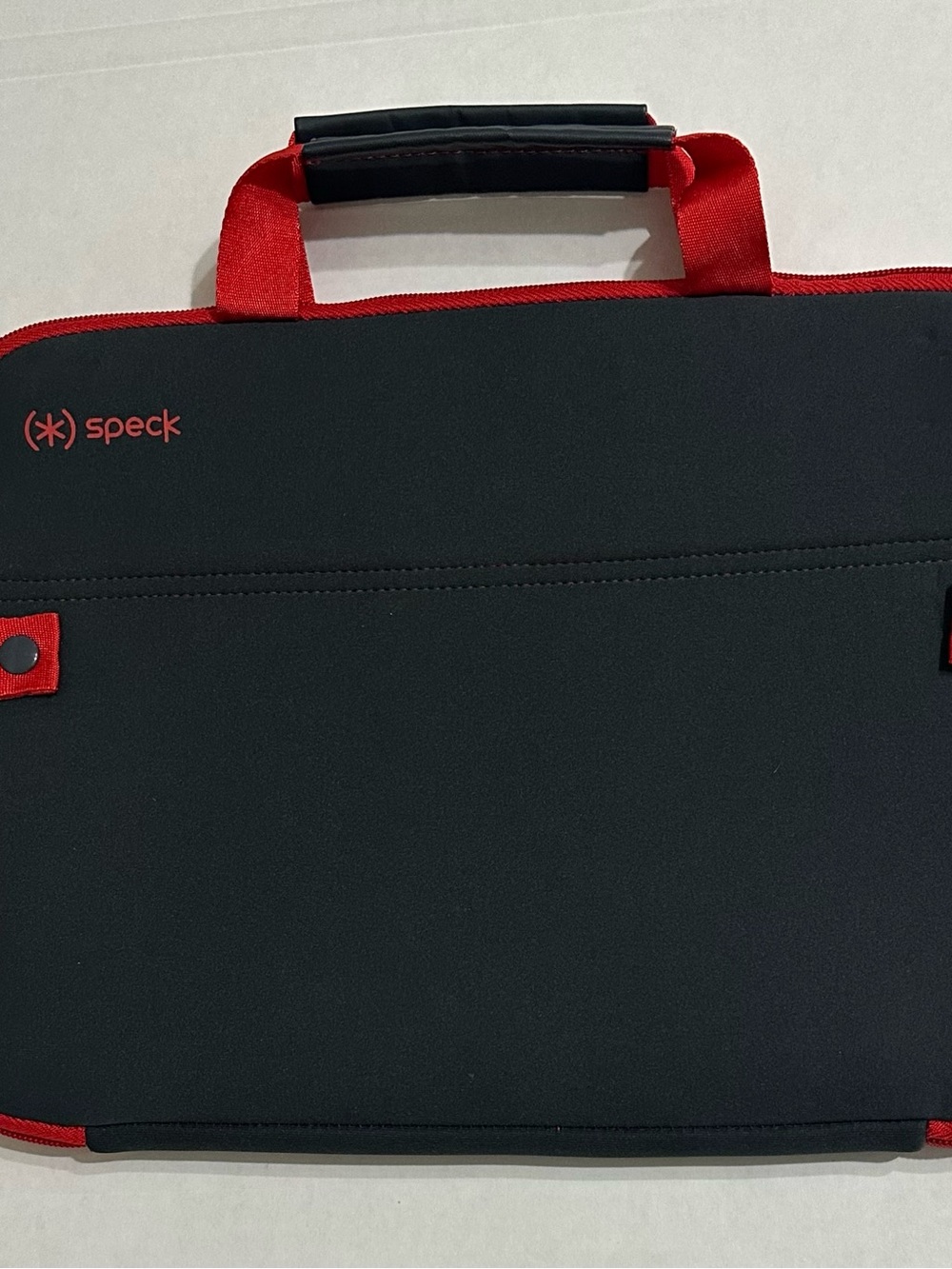 2 Speck Black and Red Laptop Sleeve with Handle